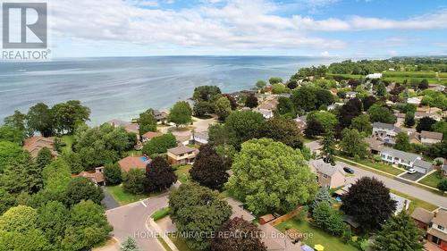 374 Book Road, Grimsby, ON 