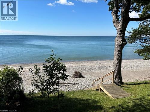 23 Upper Mohawk Point, Lowbanks, ON 