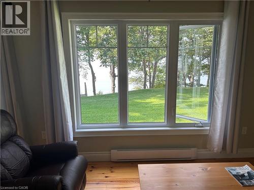 23 Upper Mohawk Point, Lowbanks, ON 