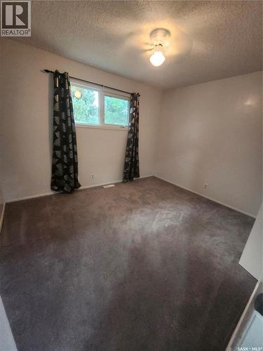 413 2Nd Street N, Cabri, SK 