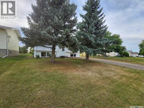 413 2Nd Street N, Cabri, SK 