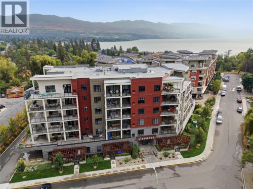Steps to the beach - 529 Truswell Road Unit# 103, Kelowna, BC 