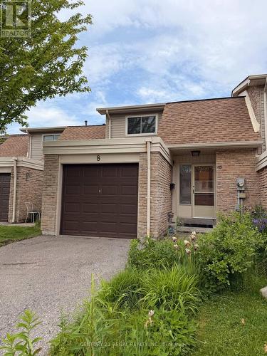 8 Chamberlain Court, Ajax, ON 