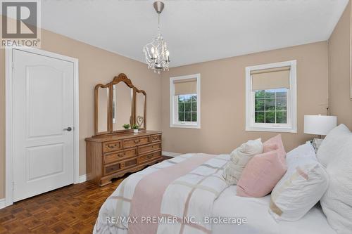 19 Timberwolf Road, Brampton, ON 