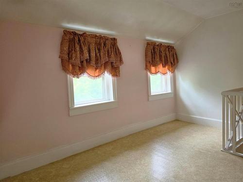 5176 Hwy 201, West Paradise, NS 