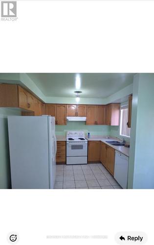 UPPER LEVELS - 144 DELLS CRESCENT , Brampton, Ontario L7A 2R4 3