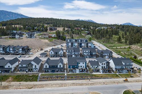 46-2098 Pine Tree Way, Invermere, BC 