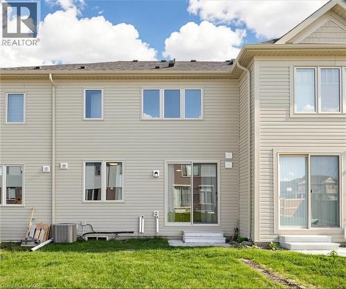 12 Edminston Drive, Fergus, ON 
