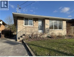 95 BURRWOOD Drive Unit# Lower unit Hamilton, ON L9C 3T3