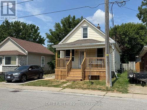 6269 ASH STREET , Niagara Falls, Ontario L2G 2H4 2