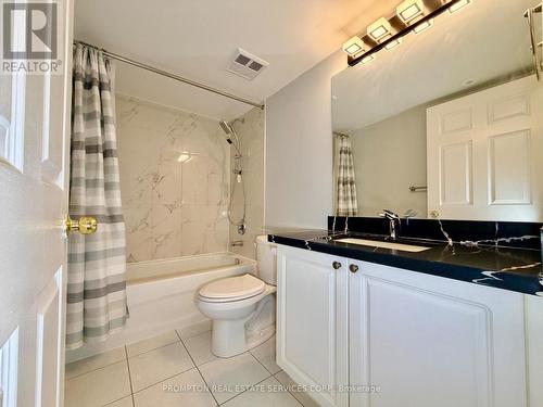 PRIMARY BEDROOM ENSUITE WASHROOM - 11 - 285 Antibes Drive, Toronto, ON 