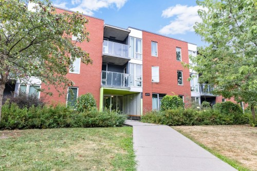 Façade - 214-4100 Av. Benny, Montréal (Côte-Des-Neiges/Notre-Dame-De-Grâce), QC 