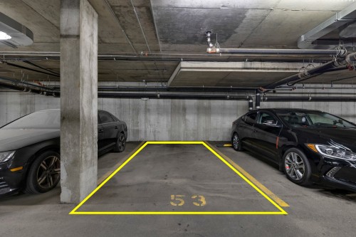 Garage - 214-4100 Av. Benny, Montréal (Côte-Des-Neiges/Notre-Dame-De-Grâce), QC 