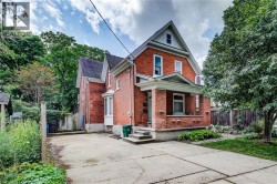 81 WILLOW Street  Waterloo, ON N2J 1W3