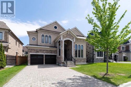 15 LITTLE CELESTE COURT  Vaughan, ON L6A 4Z7