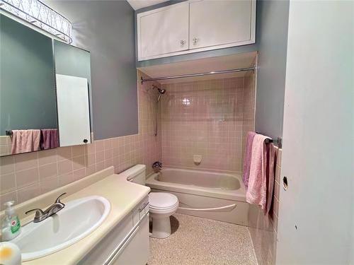 202-256 Greenway Cr, Winnipeg, MB 