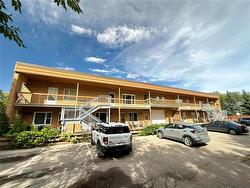 202-256 Greenway CR  Winnipeg, MB R2Y 2L5