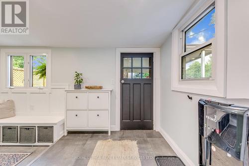 6 Rembe Avenue, Hamilton, ON 