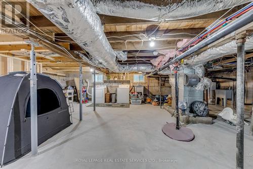 6 Rembe Avenue, Hamilton, ON 