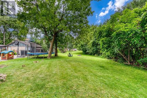 6 Rembe Avenue, Hamilton, ON 