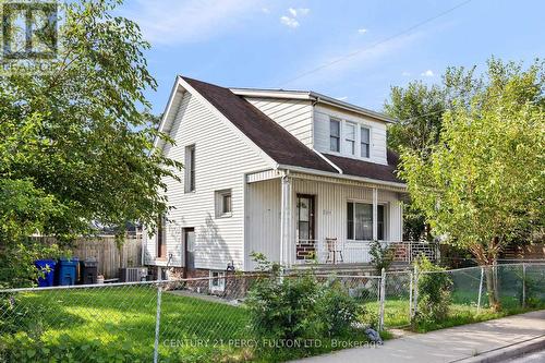 1259 CATARAQUI STREET  Windsor, ON N9A 3R2