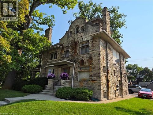 71 NORFOLK Street N  Simcoe, ON N3Y 3N6