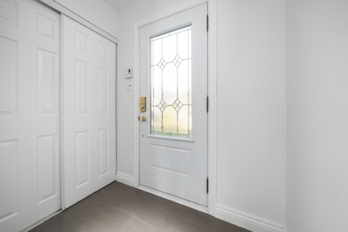 Hall d'entrée/Vestibule - 242 Stillview Road, Pointe-Claire, QC 