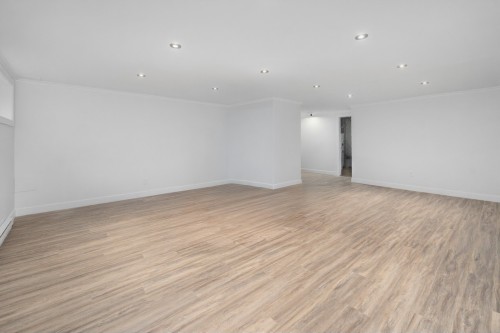 Salle de jeux - 242 Stillview Road, Pointe-Claire, QC 