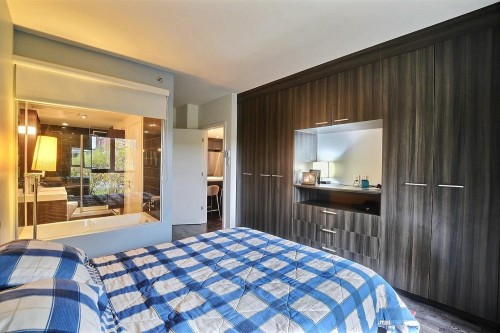 Chambre à coucher principale - 111-905 Av. Plymouth, Mont-Royal, QC 
