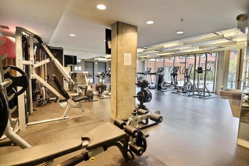 Salle d'exercice - 111-905 Av. Plymouth, Mont-Royal, QC 