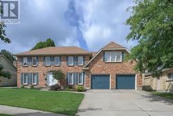 1316 CORLEY DRIVE N  London North (North A), ON N6G 4K5