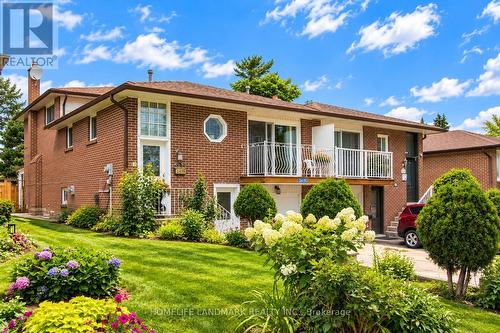 2419 CASHMERE AVENUE  Mississauga, ON L5B 2M7