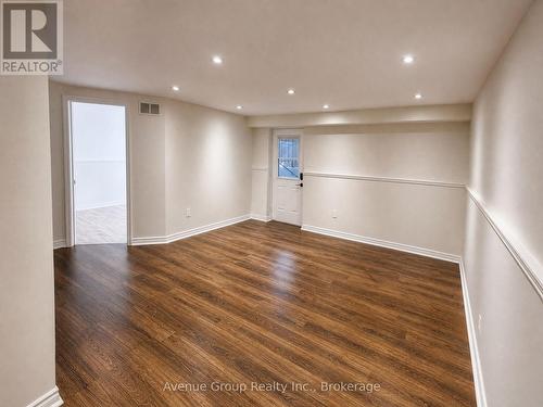 LOWER - 54 LEGGOTT AVENUE , Barrie, Ontario L4N 8A9 5