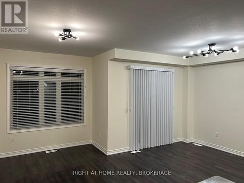 8 - 40 ZINFANDEL DRIVE , Hamilton (Fruitland), Ontario L8E 0L1 5