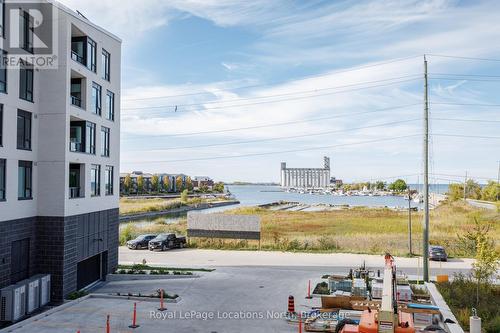 203 - 31 HURON STREET  Collingwood, ON L9Y 5T7