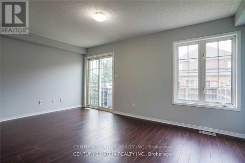UPPER - 1424 RENNIE STREET , Oshawa, Ontario L1K 0N8 3