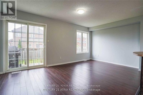 UPPER - 1424 RENNIE STREET , Oshawa, Ontario L1K 0N8 4