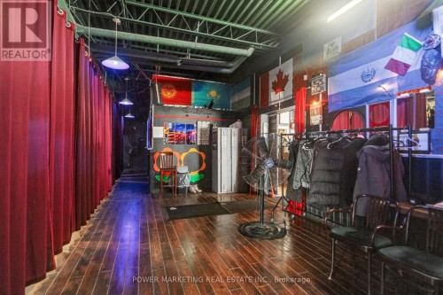 858 Merivale Road, Ottawa, ON 