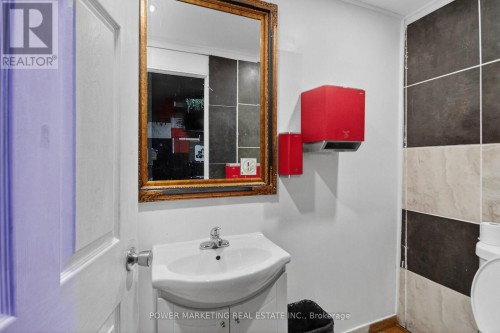 858 Merivale Road, Ottawa, ON 