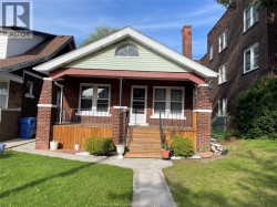 1624 GOYEAU  Windsor, ON N8X 3L6