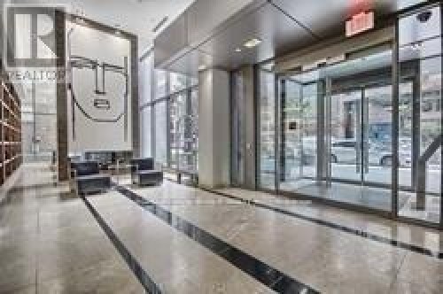 2602 - 38 GRENVILLE STREET , Toronto, Ontario M4Y 1A5 2