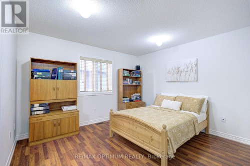 54 Midcrest Circle, Brampton, ON 