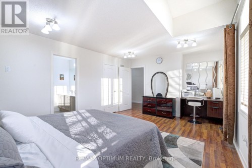 54 Midcrest Circle, Brampton, ON 