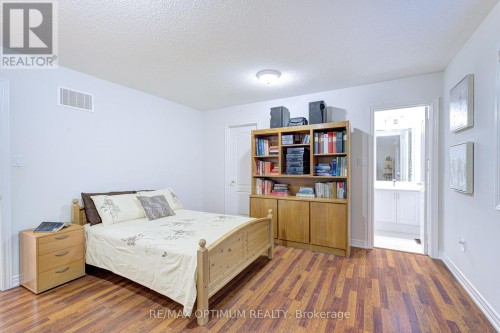 54 Midcrest Circle, Brampton, ON 