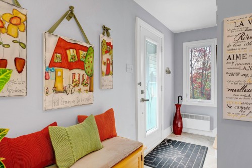 Hall d'entrée/Vestibule - 18 Rue Des Colibris, Saint-Sauveur, QC 