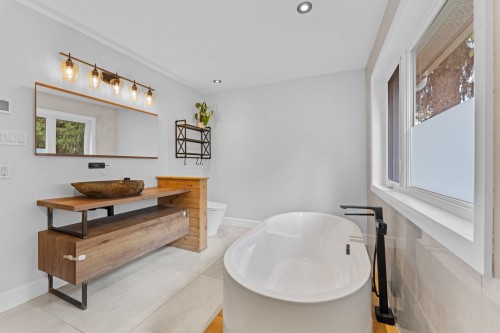 Salle de bains - 308 Rue Corona, Rosemère, QC 