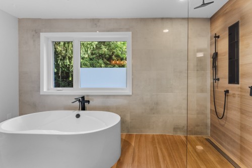 Salle de bains - 308 Rue Corona, Rosemère, QC 
