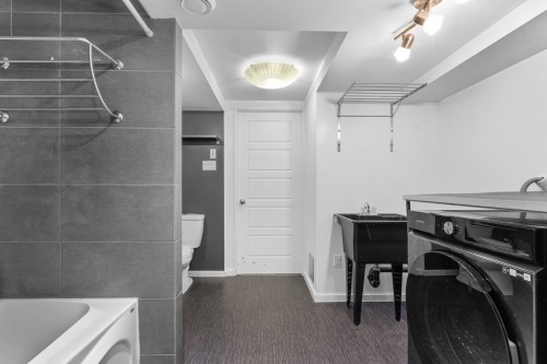 Salle de bains - 308 Rue Corona, Rosemère, QC 