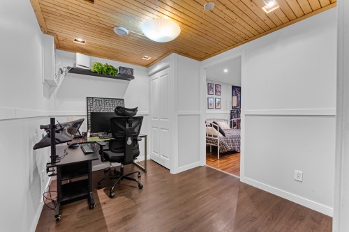 Bureau - 308 Rue Corona, Rosemère, QC 