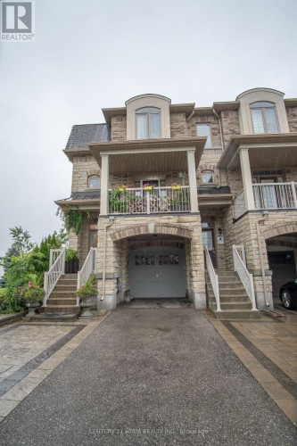 10951 WOODBINE AVENUE  Markham, ON L6C 0X4